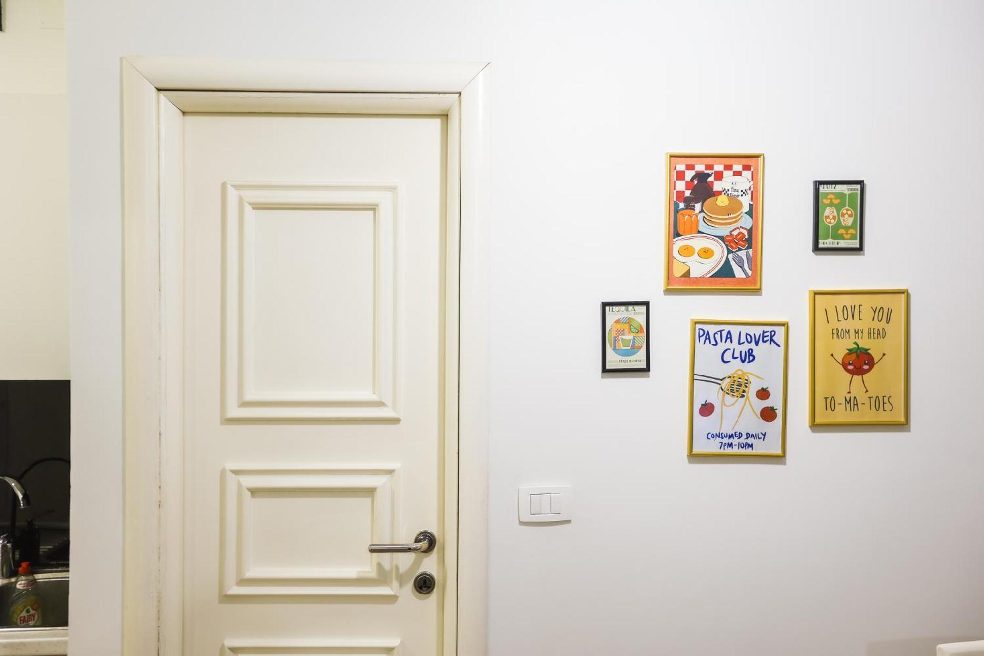 At Bazaar Central Apartment Tiranë Ngoại thất bức ảnh